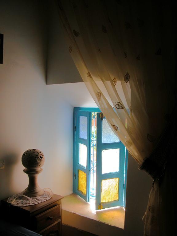 Kasbah Iswan Bed and Breakfast Kelaat-M'Gouna Exteriör bild