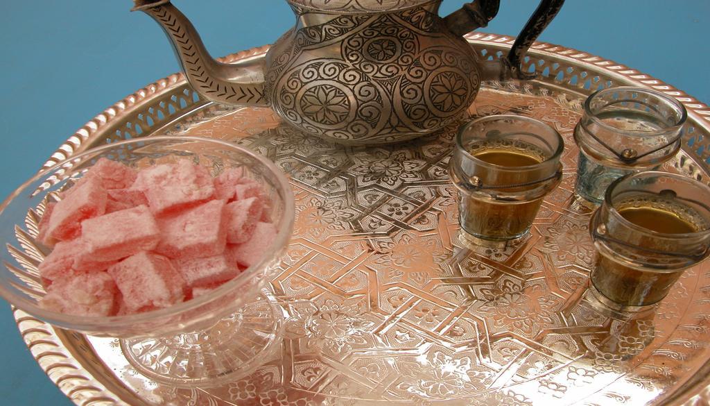 Kasbah Iswan Bed and Breakfast Kelaat-M'Gouna Exteriör bild