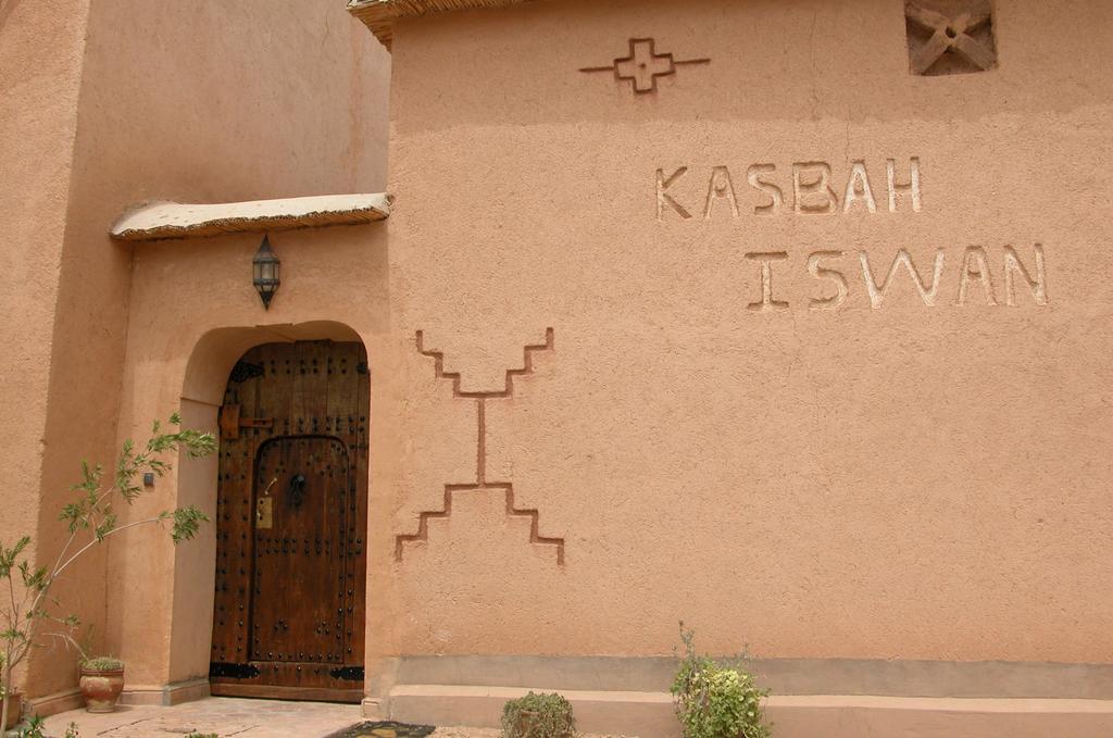 Kasbah Iswan Bed and Breakfast Kelaat-M'Gouna Exteriör bild