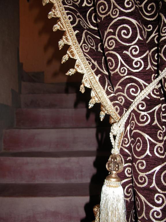 Kasbah Iswan Bed and Breakfast Kelaat-M'Gouna Exteriör bild